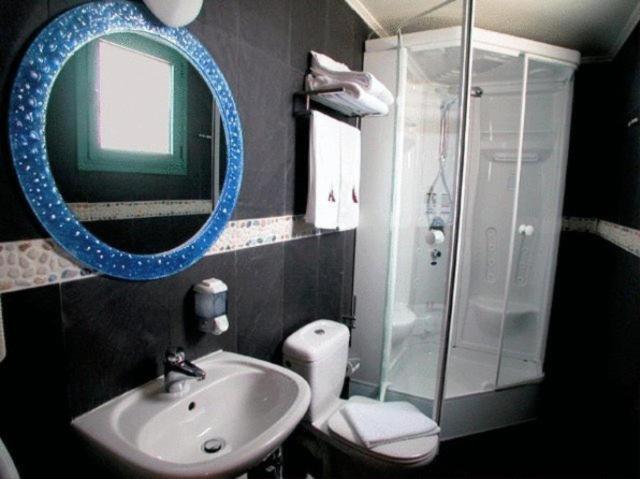 פיראוס Alfa Hotel מראה חיצוני תמונה
